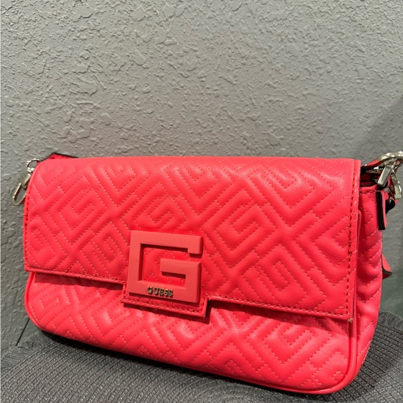 GUESS Handbag - Picture 4 of 4